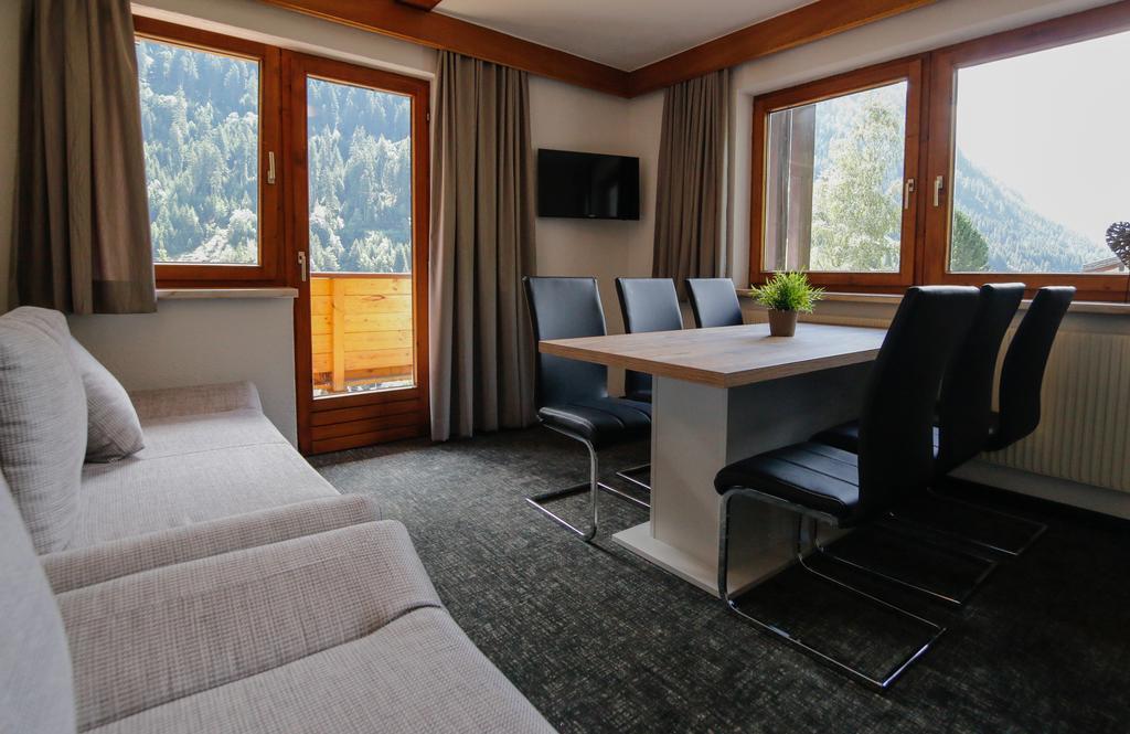 Hotel Tia Apart Kaunertal Chambre photo