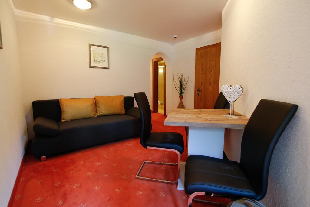 Hotel Tia Apart Kaunertal Chambre photo